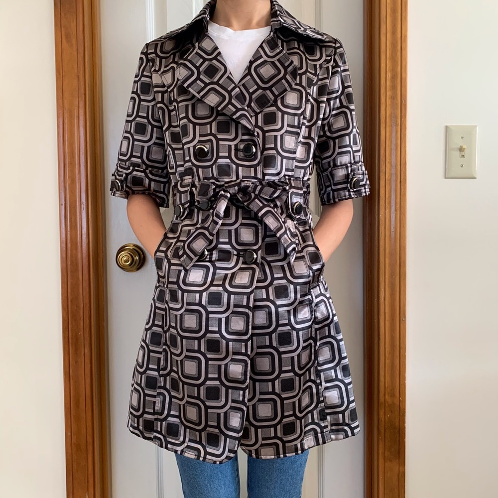 Short Sleeve Mod Trench Coat Sz XS